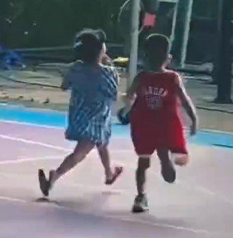 蒋先生介绍, 除了篮球外 蒋先生介绍, 除了篮球外